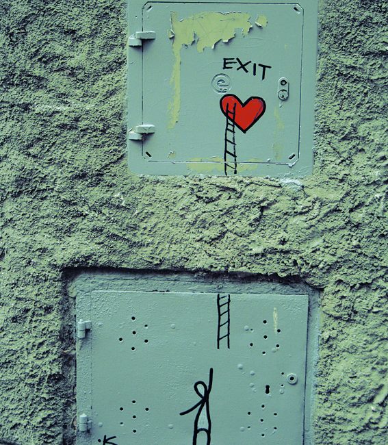 Love ist the exit
